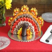 Sideways Turkey Cake_image