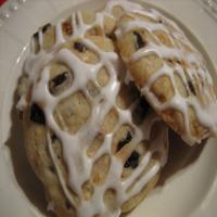 Dried Cherry and Almond Cookies With Vanilla Icing_image