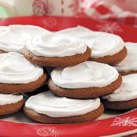 Frosted Molasses Cookies_image