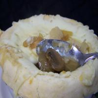 Beautiful Baked French Onion and Mushroom Soup_image