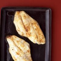 Broiled Snapper with Paprika Butter_image
