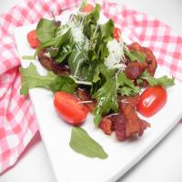 Grilled Bacon Salad with Arugula and Balsamic_image