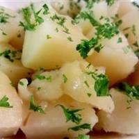 Herbed Potatoes with Sauce_image