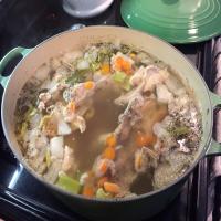 Jane Brody Turkey Carcass Soup_image