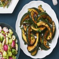 Acorn Squash with Pomegranate Glaze_image