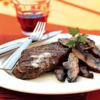 Pepper-Crusted Steaks with Worcestershire-Glazed Portobellos_image