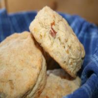 Bacon and Onion Biscuits_image