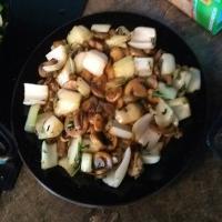 Keto Mushroom and Bok Choy Stir-Fry_image