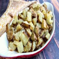 Oven Roasted Potatoes With Olive Oil & Rosemary_image