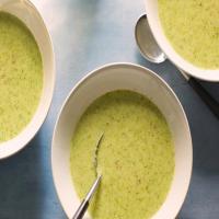 Vegan Cream of Broccoli Soup image