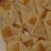 Apricot Crescent Cookies_image