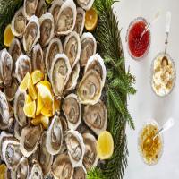 Shucked Oysters with Three Sauces_image