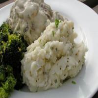 Cream Cheese And Chive Mashed Potatoes (Low-Fat) image
