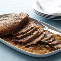 Slow-Cooker Brisket and Onions_image