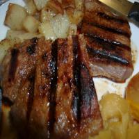 Flat-Iron Steak With Dry Rub_image