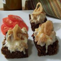 Mushroom Canapes_image