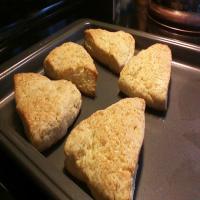 Crunchy Scones_image