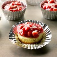 Mini Cherry Cheesecakes_image