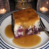 Blueberry Cake With Brown Sugar Sauce_image