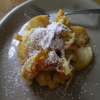 German Mini Apple Pancakes_image