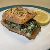 Feta-Spinach Stuffed Salmon_image