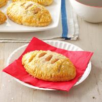 Tailgate Apple Pies_image