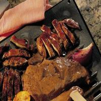Broiled Sirloin Steak and Vegetables_image