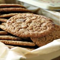 The Best Peanut Butter Oatmeal Chocolate Chip Cookies!_image