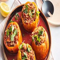 Chili-Stuffed Peppers_image