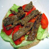 Korean-Inspired Beef in Pita Wraps_image