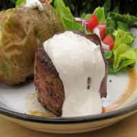 Bacon-Wrapped Filet Mignon With Horseradish Sauce_image