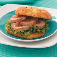 Roast Pork Sandwiches with Peach Chutney_image