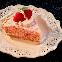 Strawberry Chiffon Pie_image