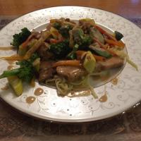 Linguine with Chicken and Vegetables in a Cream Sauce_image