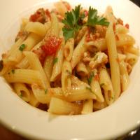 Easy Pasta with Tuna and Tomato Sauce_image