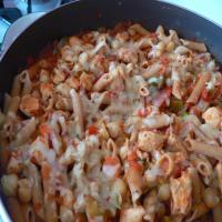 Buffalo Chicken Chili Mac for Olympians - Rachael Ray_image