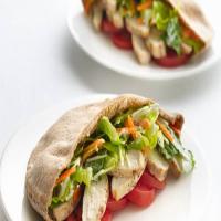 Skinny Chicken Caesar Pitas_image