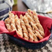 Crunchy Manchego Fig Straws_image