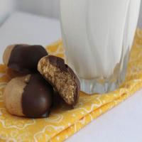 Chocolate Dipped Peanut Butter Cookies_image