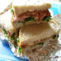 Savoury Sausage Picnic Loaf_image