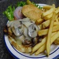 Grilled Chicken Mushroom Melt_image