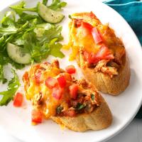 Slow-Cooker Chicken Enchilada Melts_image