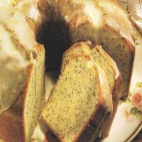 Cream Cheese Poppy Seed Pound Cake_image