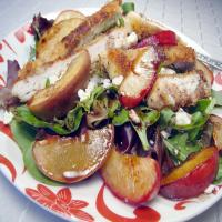 Panko Crusted Chicken Salad With Pomegranate Balsamic Dressing_image