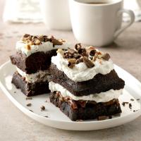 Dark Chocolate Pecan Cake_image