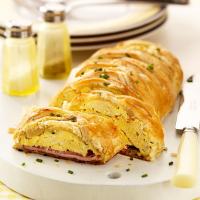 Eggs Benedict Brunch Braid_image