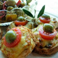 Mini Cheese and Olive Welsh Rarebit Bites for Festive Frolics!_image