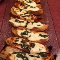 Giada's Crostini Alla Romana_image