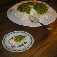 Lemon Kiwi Pavlova_image