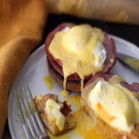 Eggs Benedict_image